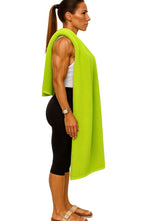 Lade das Bild in den Galerie-Viewer, UEFA RESPECT Badetuch – 150 x 90 cm