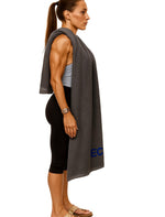 Lade das Bild in den Galerie-Viewer, UEFA RESPECT Badetuch – 150 x 90 cm