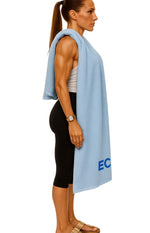 Lade das Bild in den Galerie-Viewer, UEFA RESPECT Badetuch – 150 x 90 cm