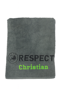 „Personalisiertes RESPECT-Badetuch – 150 x 90 cm“