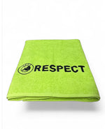Lade das Bild in den Galerie-Viewer, „Personalisiertes RESPECT-Badetuch – 150 x 90 cm“
