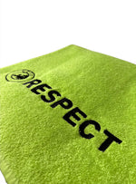 Lade das Bild in den Galerie-Viewer, „Personalisiertes RESPECT-Badetuch – 150 x 90 cm“
