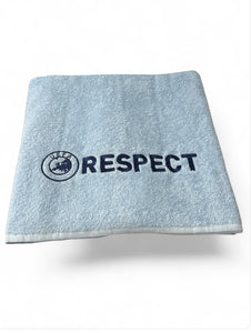 „Personalisiertes RESPECT-Badetuch – 150 x 90 cm“