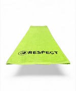 Lade das Bild in den Galerie-Viewer, „Personalisiertes RESPECT-Badetuch – 150 x 90 cm“
